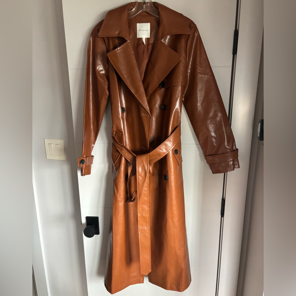 Avec Les Filles leather trench